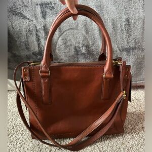 Fossil Crossbody Bag - New, and never been used!